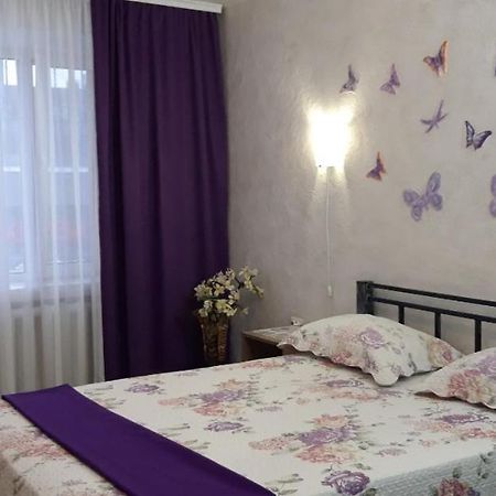 Apartment On Kamyanetskaya Street Khmelʼnytsʼkyy Buitenkant foto